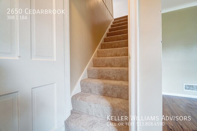 Building Photo - 2650 Cedarbrook-