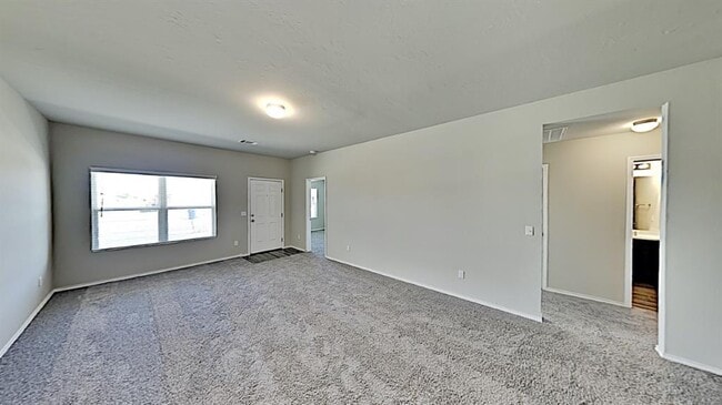 Building Photo - 309 Blue Dr