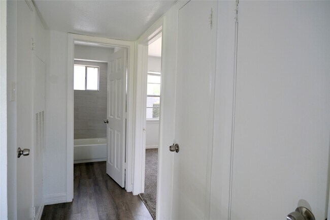 Building Photo - 5602 Market St
