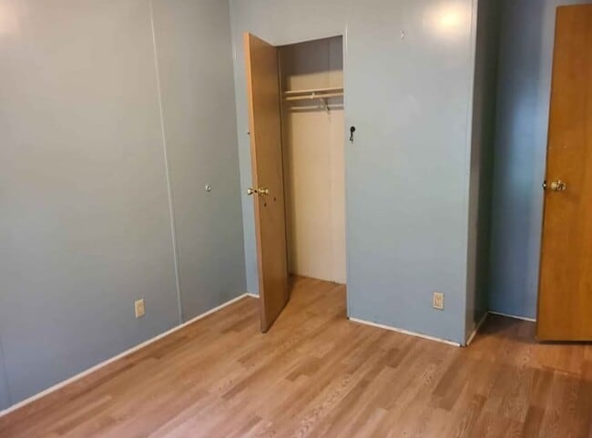Building Photo - 6532 Mangrove Dr