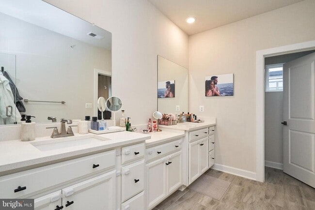 Building Photo - 2269 Woodland Gap Terrace