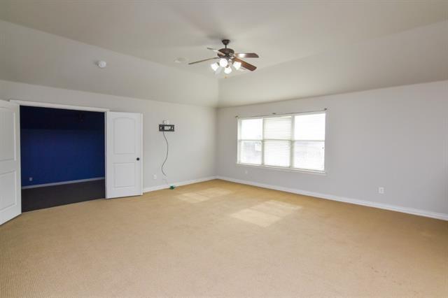 Building Photo - 9750 Candlewood Dr