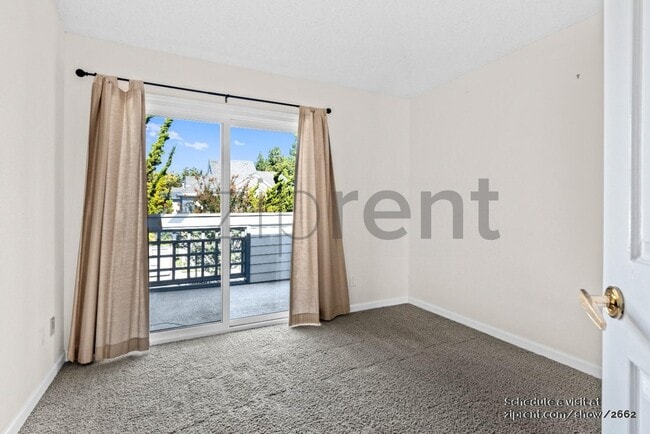 Building Photo - 1011 Asbury Way