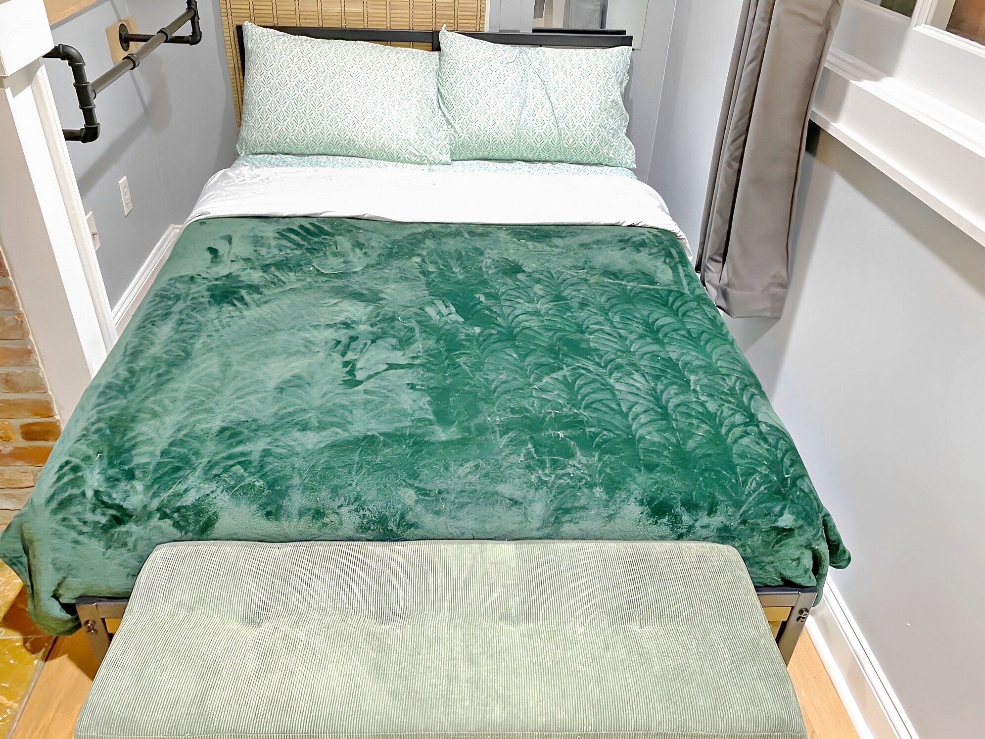 Guest bedroom, full bed. - 328 Garden St