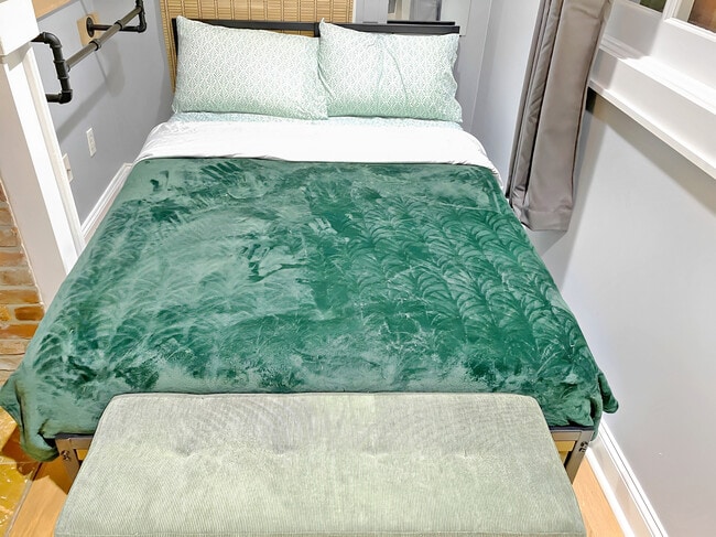 Guest bedroom, full bed. - 328 Garden St