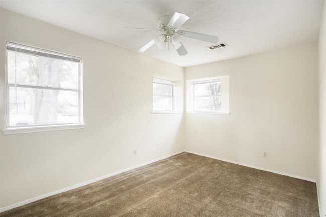 Building Photo - 6019 Spellman Rd