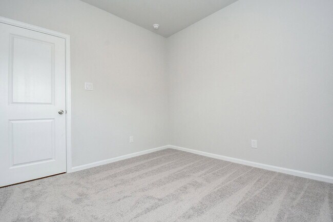 Building Photo - 16493 Moss Ln