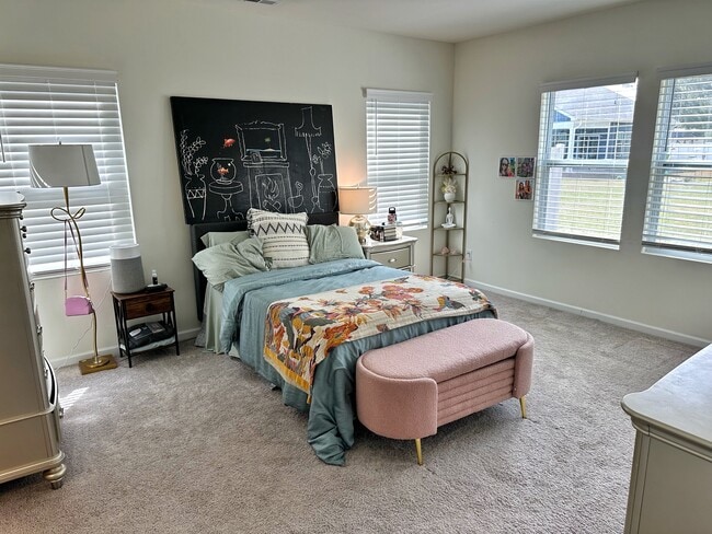 Building Photo - 1002 Rodanthe Dr