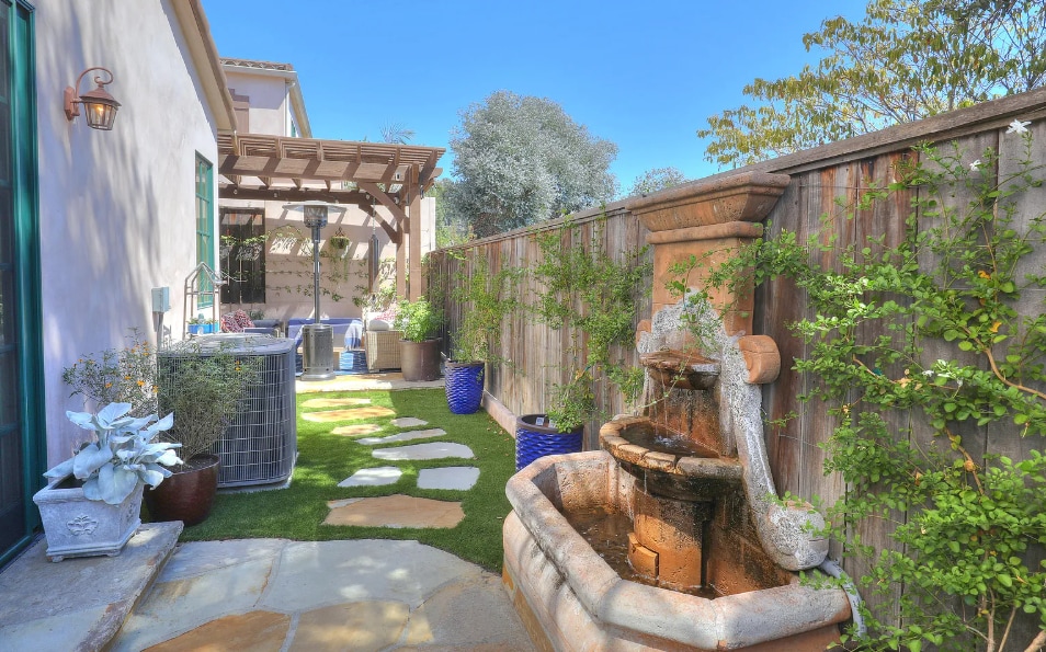 A/C, fountain - 120 Via Lee