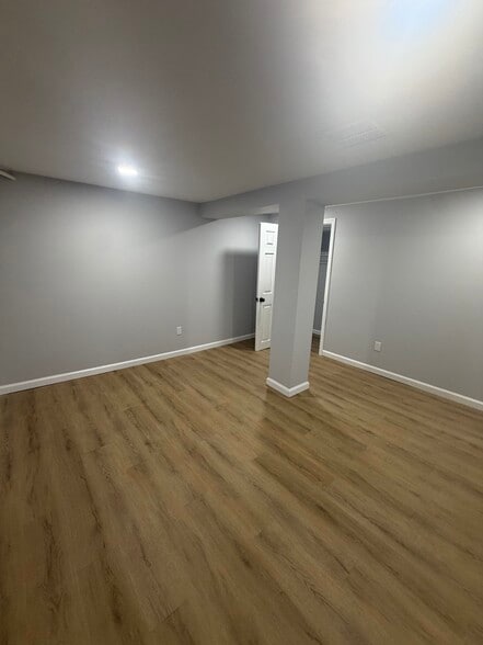 Building Photo - 175 Laurel Ave