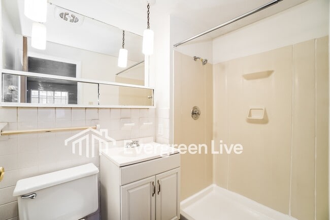 Building Photo - 3709 Panama Dr