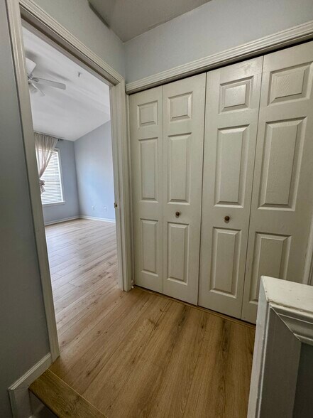 Laundry room - 2200 Kilmington Sq
