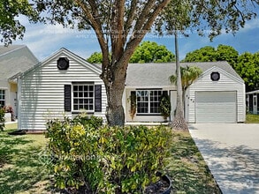 Building Photo - 8695 Indian River Run S