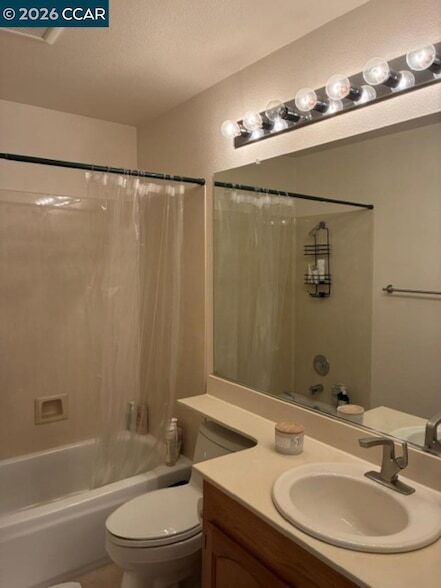Building Photo - 917 Arrowhead Terrace