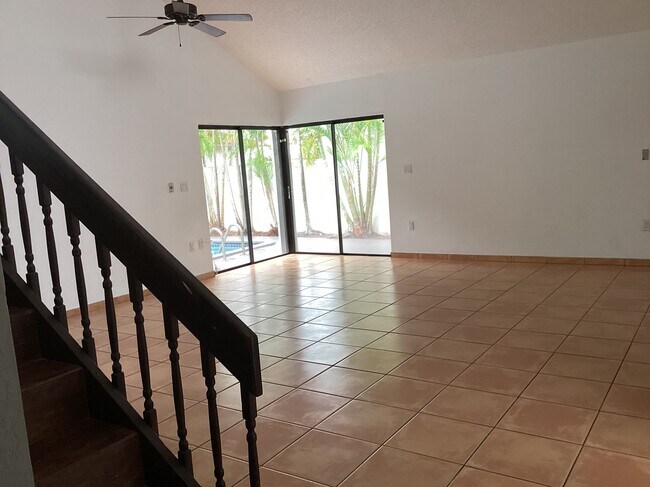 Building Photo - 11727 SW 107th Ln