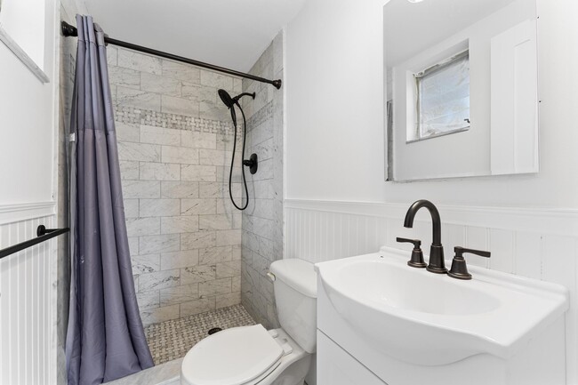 Building Photo - 331 Winters St