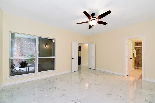 Building Photo - 15031 Kimberley Ct