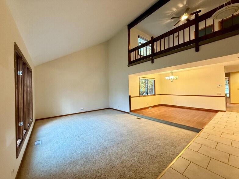 Building Photo - 1205 N Scarlet Ct