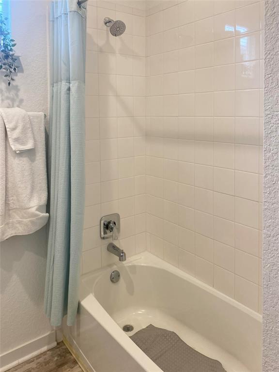 Building Photo - 2307 Langdale Ln