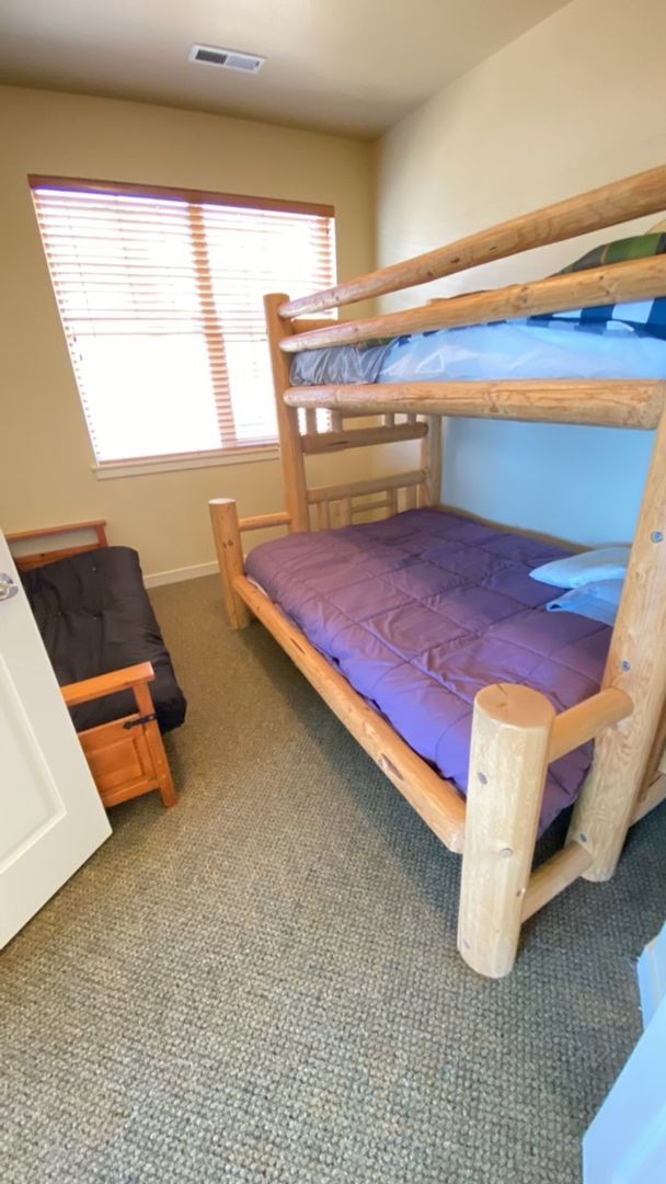 Building Photo - The Bridges at Moses Pointe - Furnished and FREE April Rent