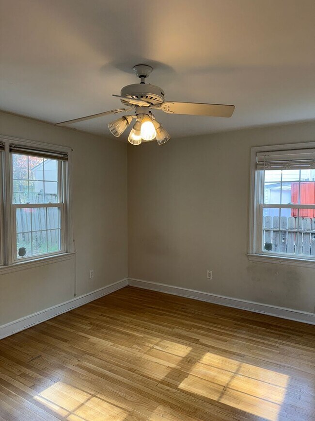 Building Photo - Charming 3-Bedroom Home in Silver Spring