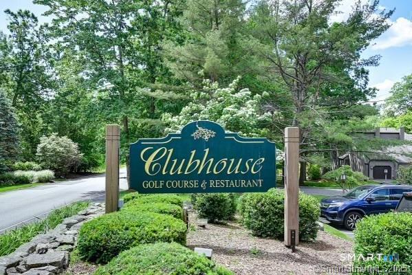 Building Photo - 4 Stonington Ct