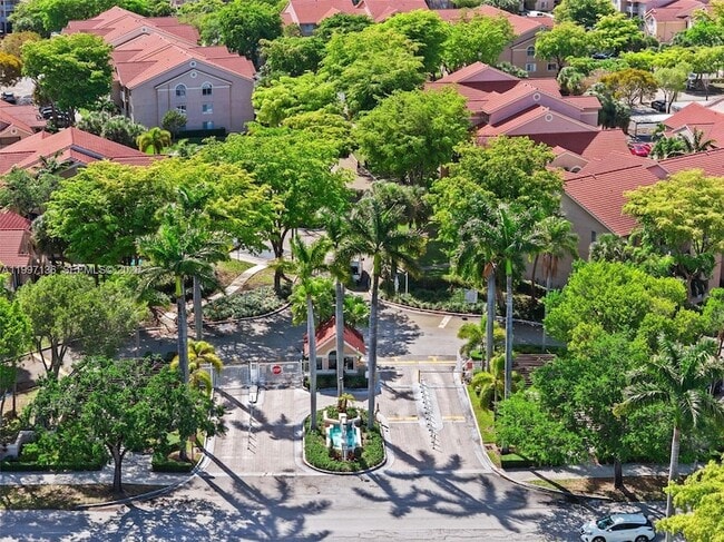 Building Photo - 10610 SW 158th Ct