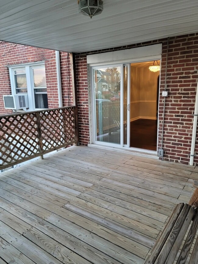 Building Photo - 1205 Eddystone Ave