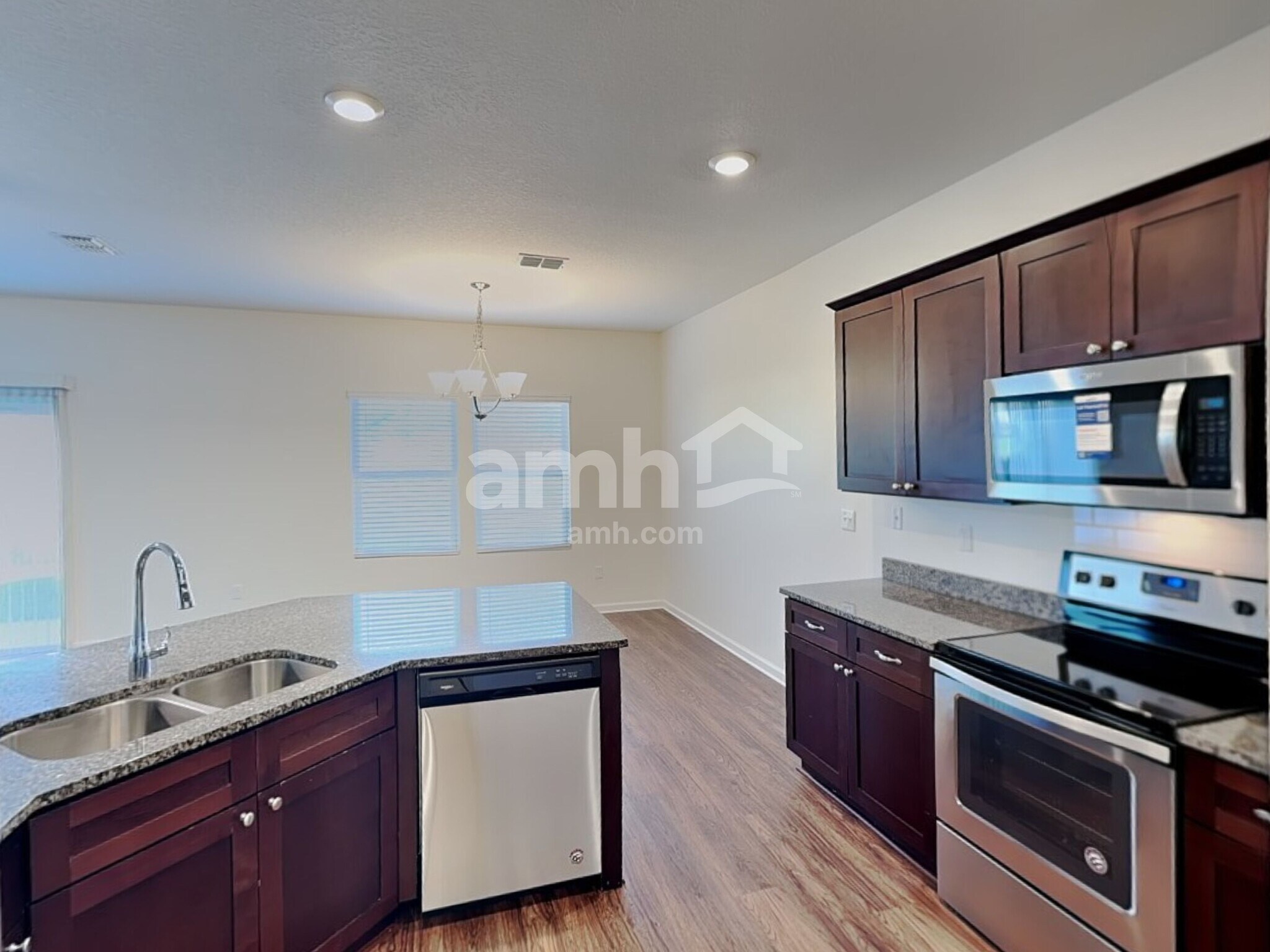 Building Photo - 163 E Jayce Way