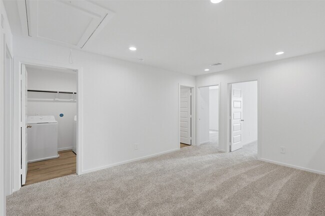 Building Photo - 7720 Inwood Grv Ln