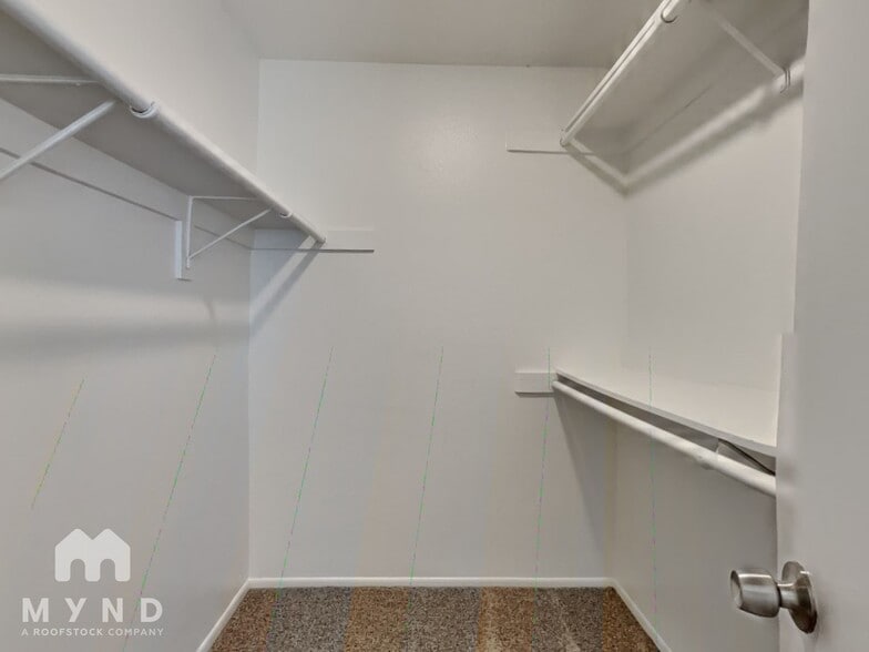 Building Photo - 5632 W Comet Ave