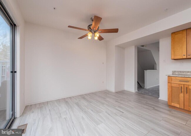 Building Photo - 12206 Sleepy Horse Ln