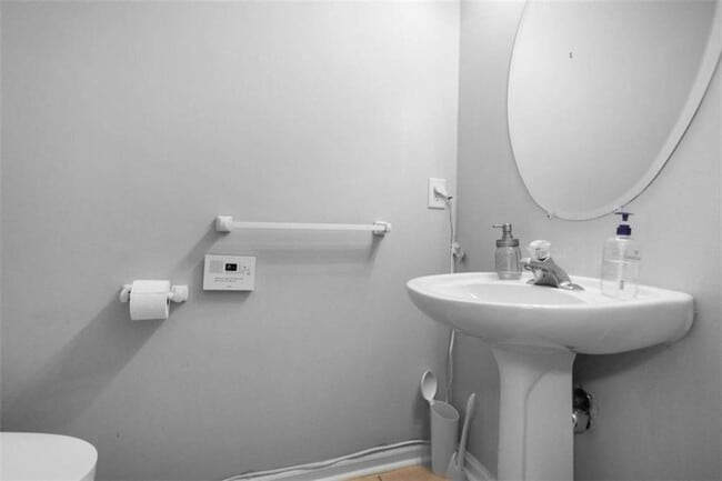 Building Photo - 3304 Hidden Cove Cir NW