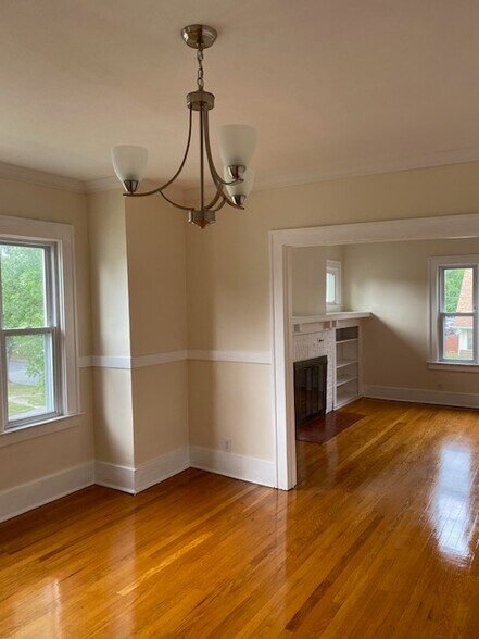 Building Photo - 179 Nichols Ave