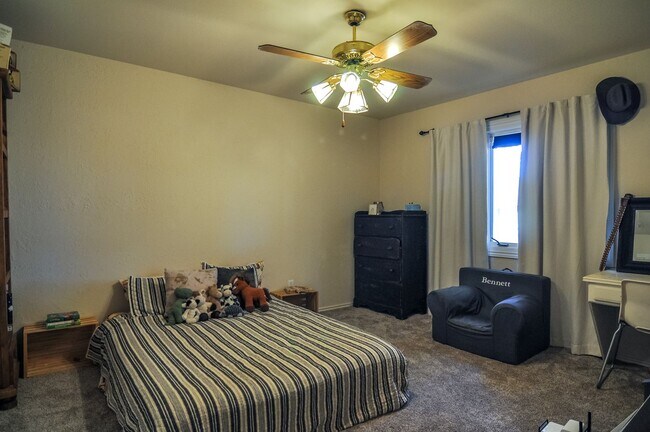Building Photo - Beautiful 4 Bed 2.5 Bath in South Lubbock!