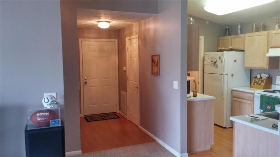 Building Photo - 239 Legends Creek Way