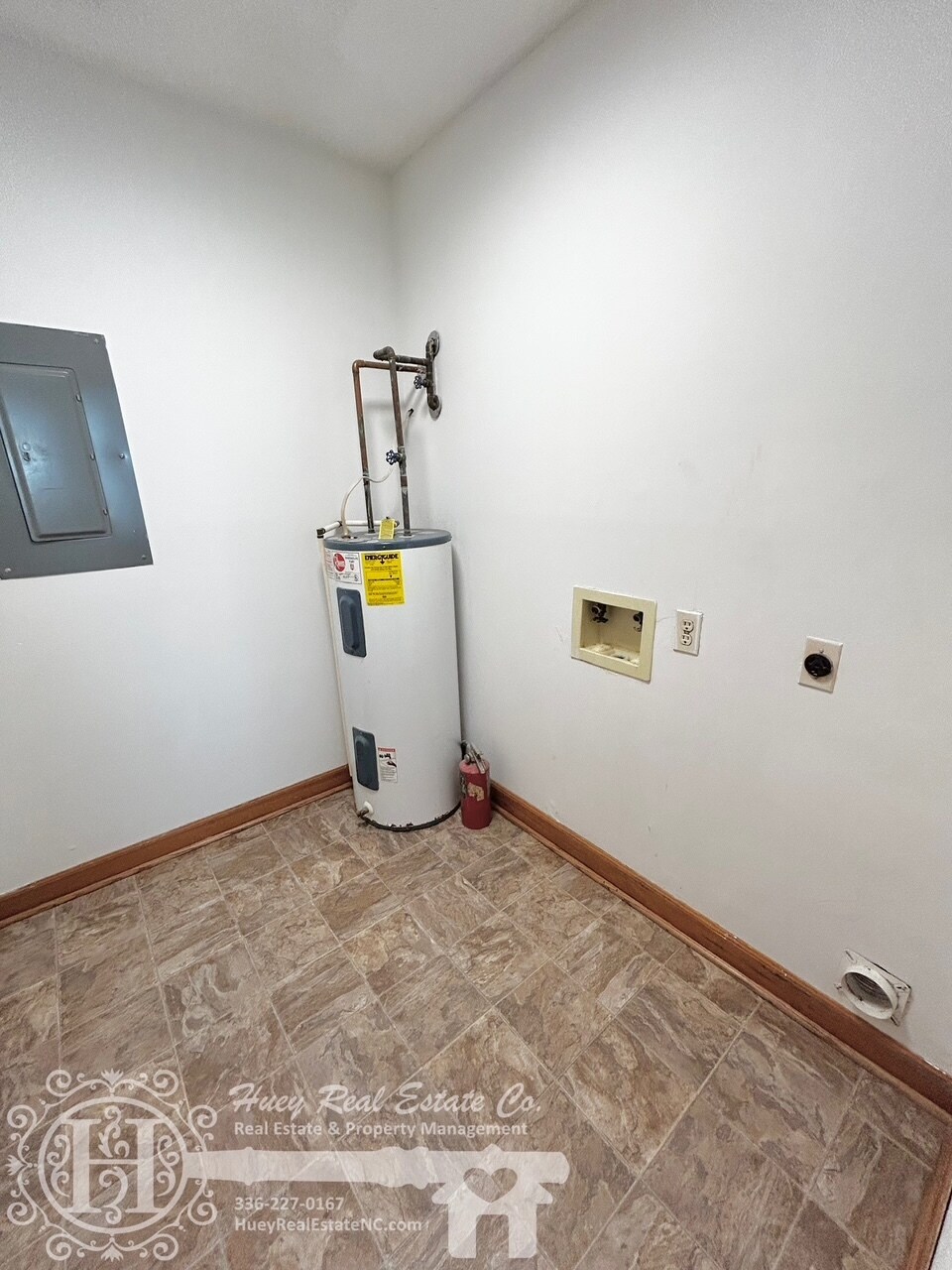 Building Photo - 296 7th St