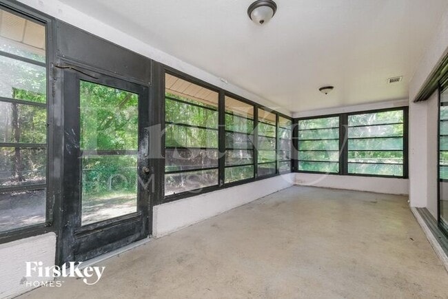 Building Photo - 8604 Knob Hill Ct