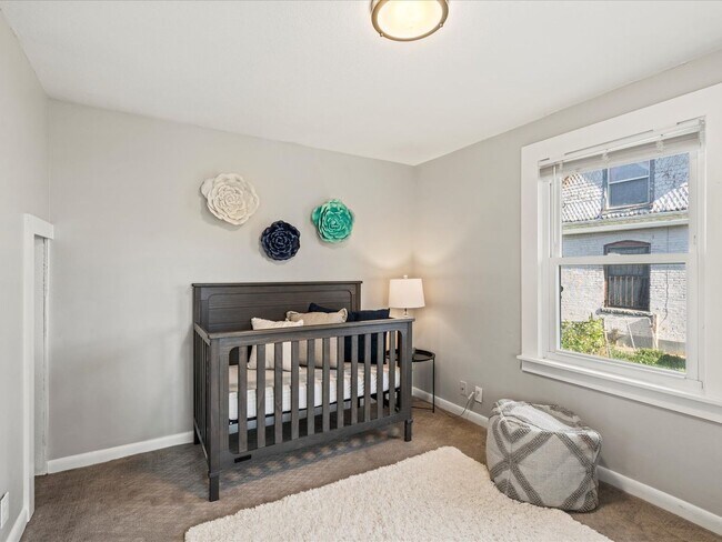 Building Photo - Charming Updated Bungalow near Downtown De...