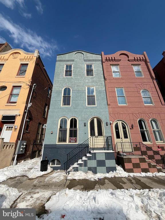 Building Photo - 1831 W Diamond St