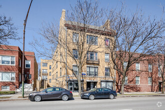 Building Photo - 3808 W Irving Park Rd