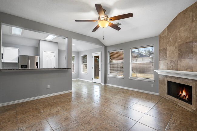 Building Photo - 20431 Fairfield Park Way