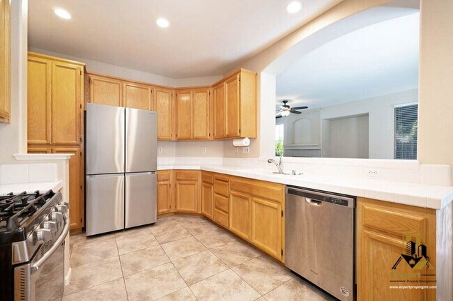 Building Photo - 3438 Zalema Way