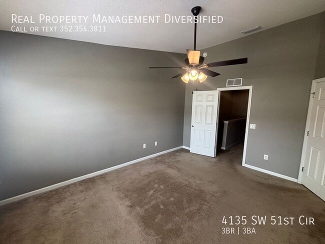 Building Photo - 4135 SW 51st Cir