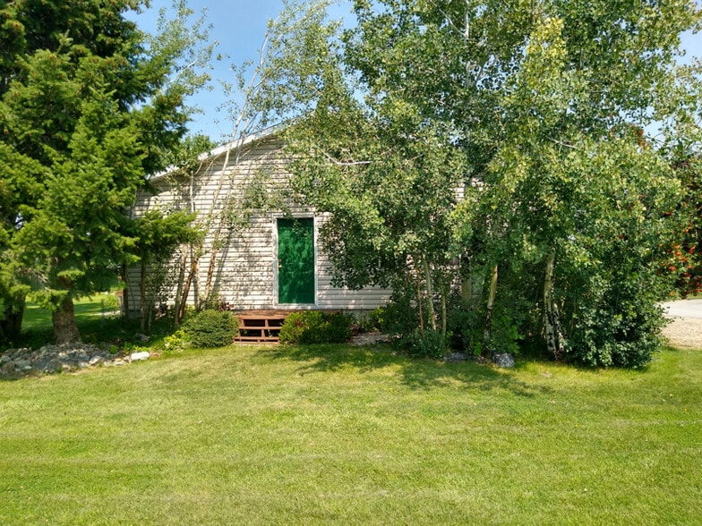 Building Photo - 565 Tiffany Ln