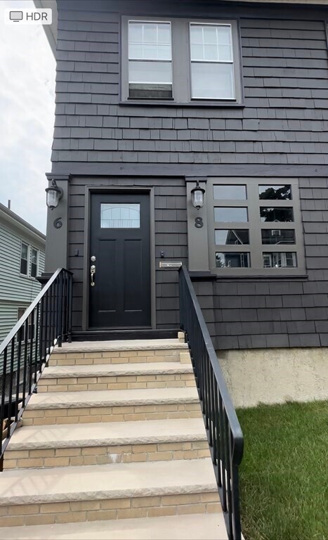 Building Photo - 10 Blakeville St
