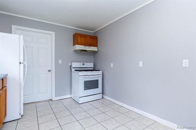 Building Photo - 9712 Cherokee St