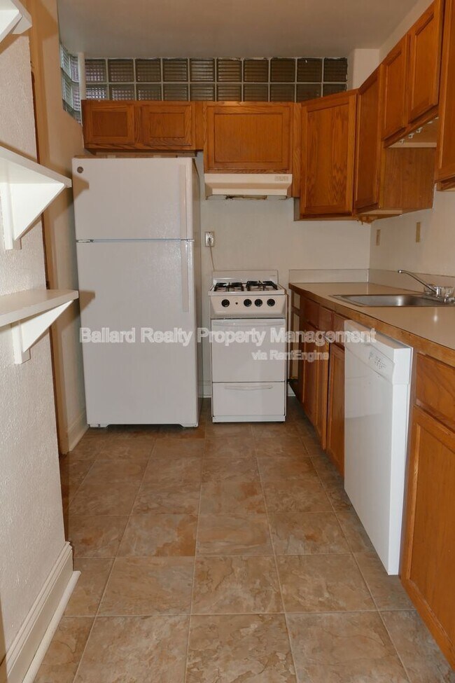 Building Photo - 7751 24th Ave NW