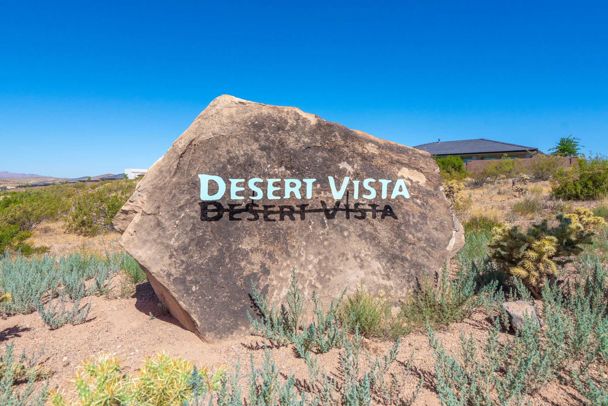 Building Photo - 3158 E Fuchsia Dr