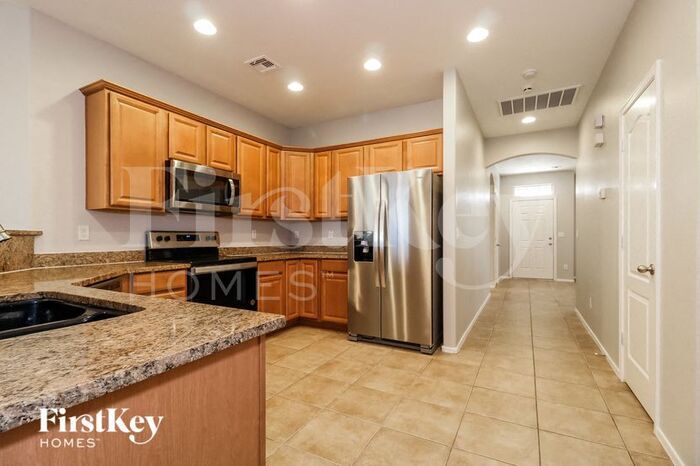 Building Photo - 26828 N 176th Ln